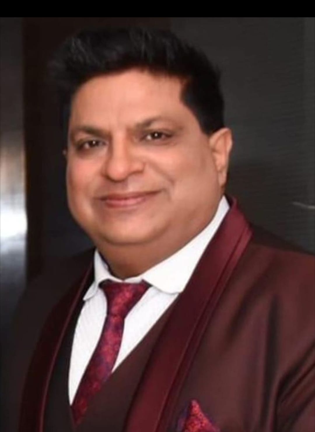 Dr. Sanjay Mahajan